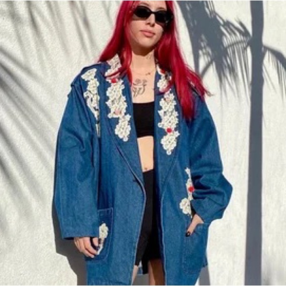 Embroidered 80’s lacy afternoon by shell Kepler
Denim Jacket